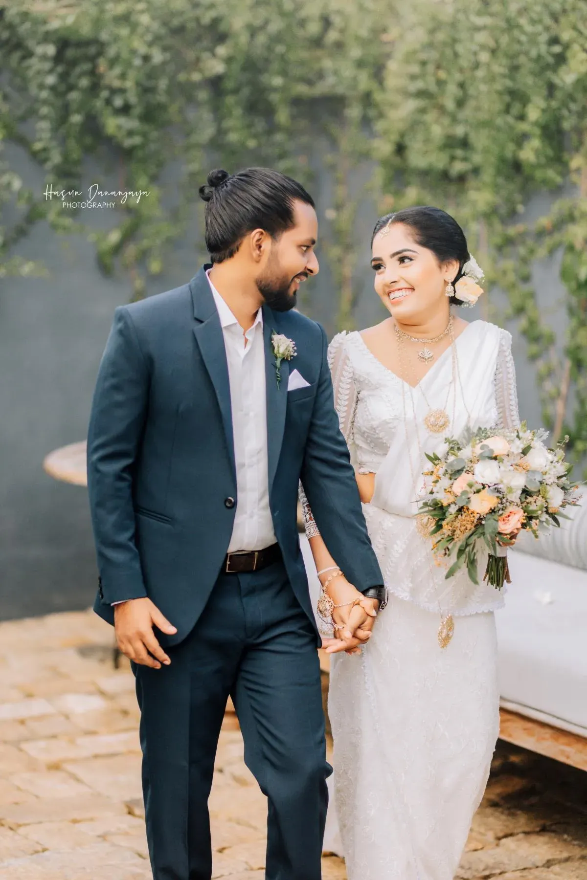 KAVI & SANDUN
