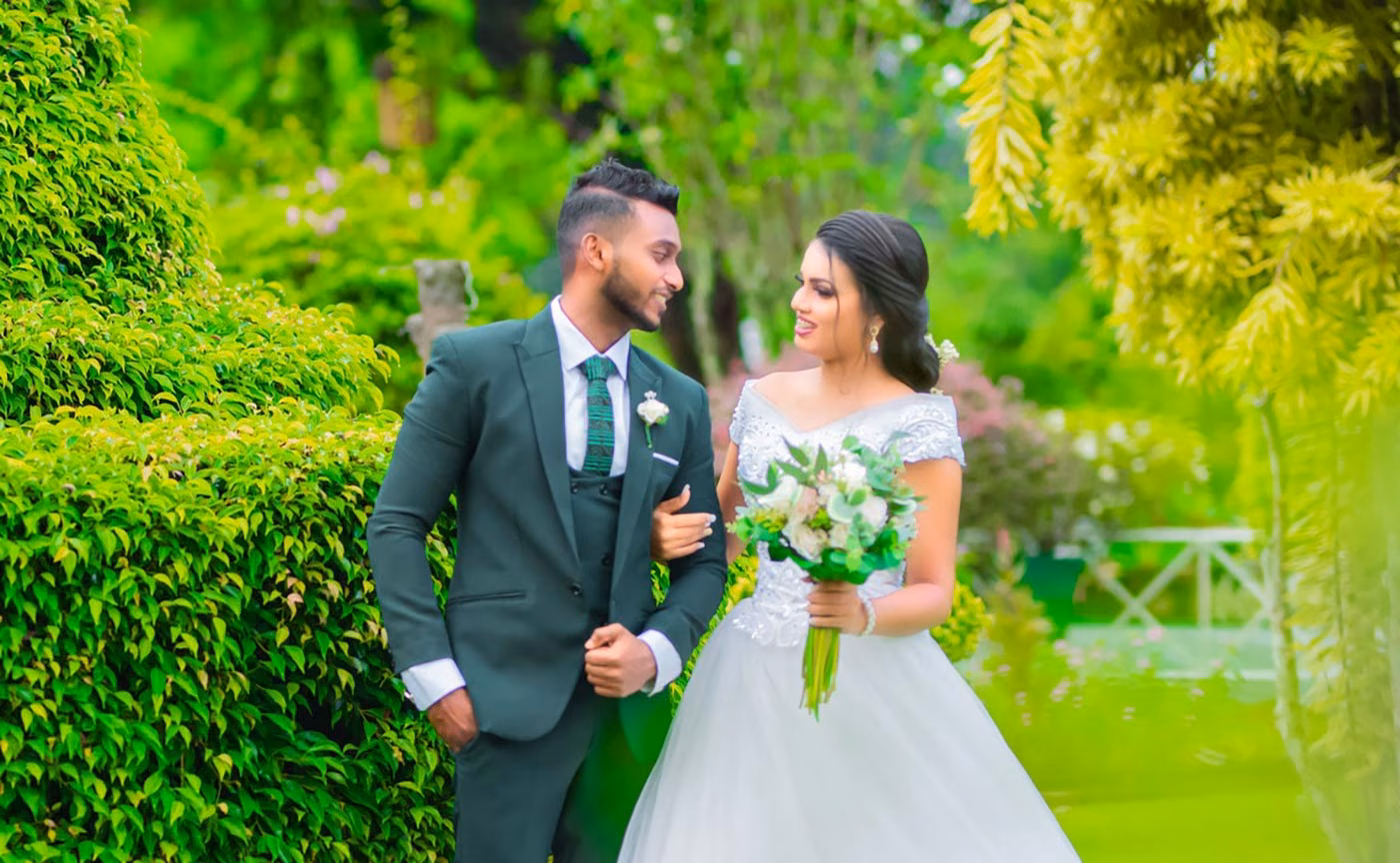 MADHUSHANI & ASELA